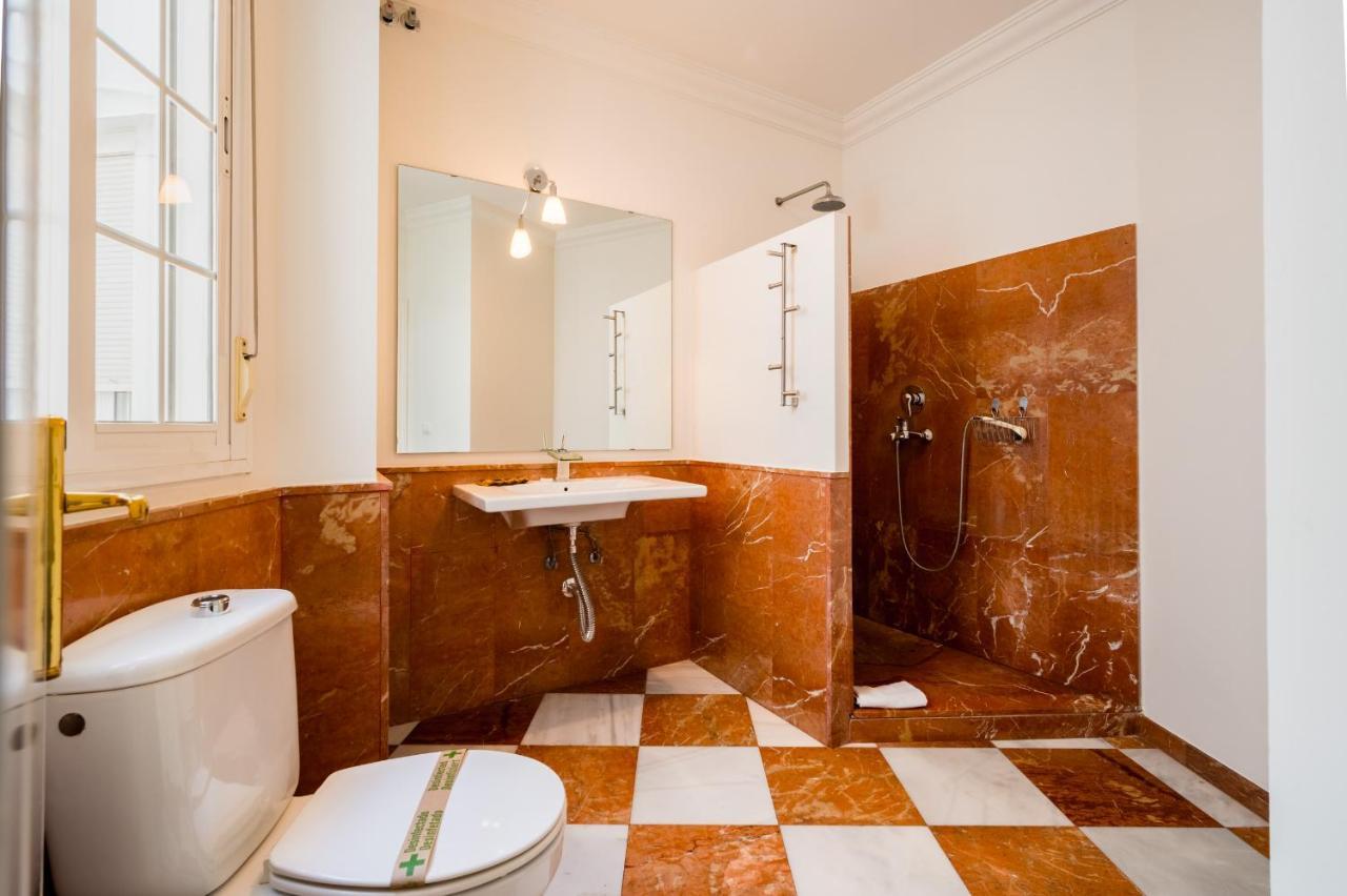 Amplio Y Luminoso-2D 2B-Triana Apartman Sevilla Kültér fotó